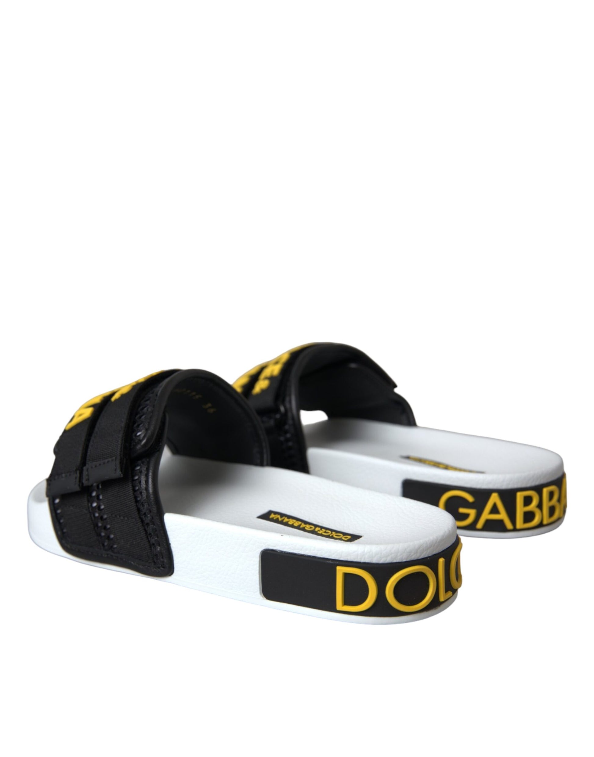 Sandalias planas y zapatos de playa con logo en blanco y negro de Dolce &amp; Gabbana