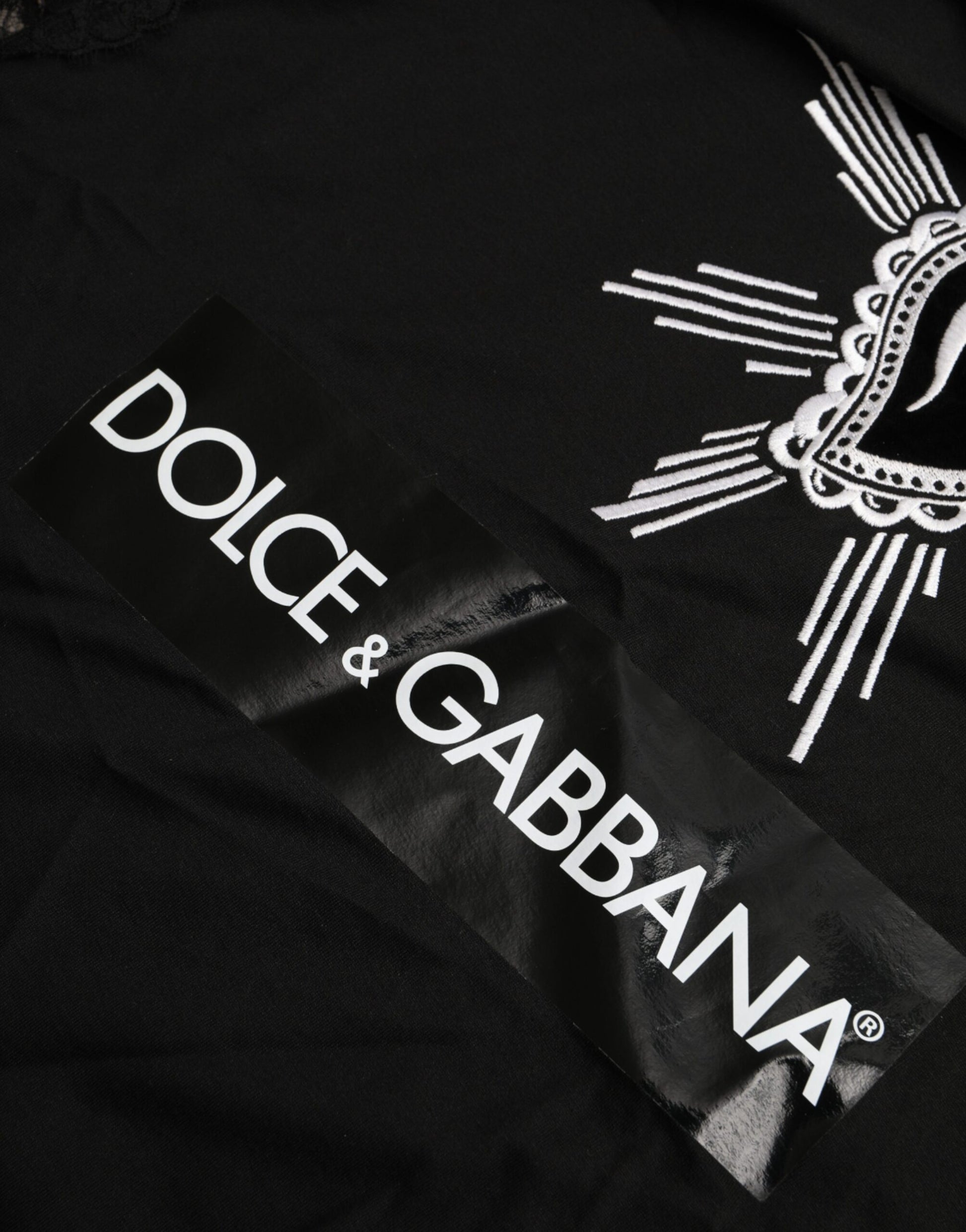 Camiseta de encaje de algodón con estampado Sacred Heart de Dolce &amp; Gabbana en color negro