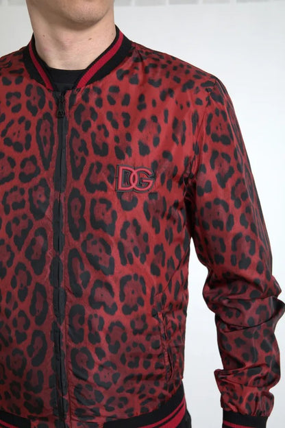 Chaqueta bomber corta con estampado de leopardo rojo de Dolce &amp; Gabbana