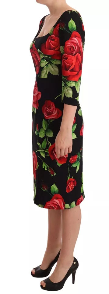 Vestido tubo de seda elástica con rosas rojas y negras de Dolce &amp; Gabbana