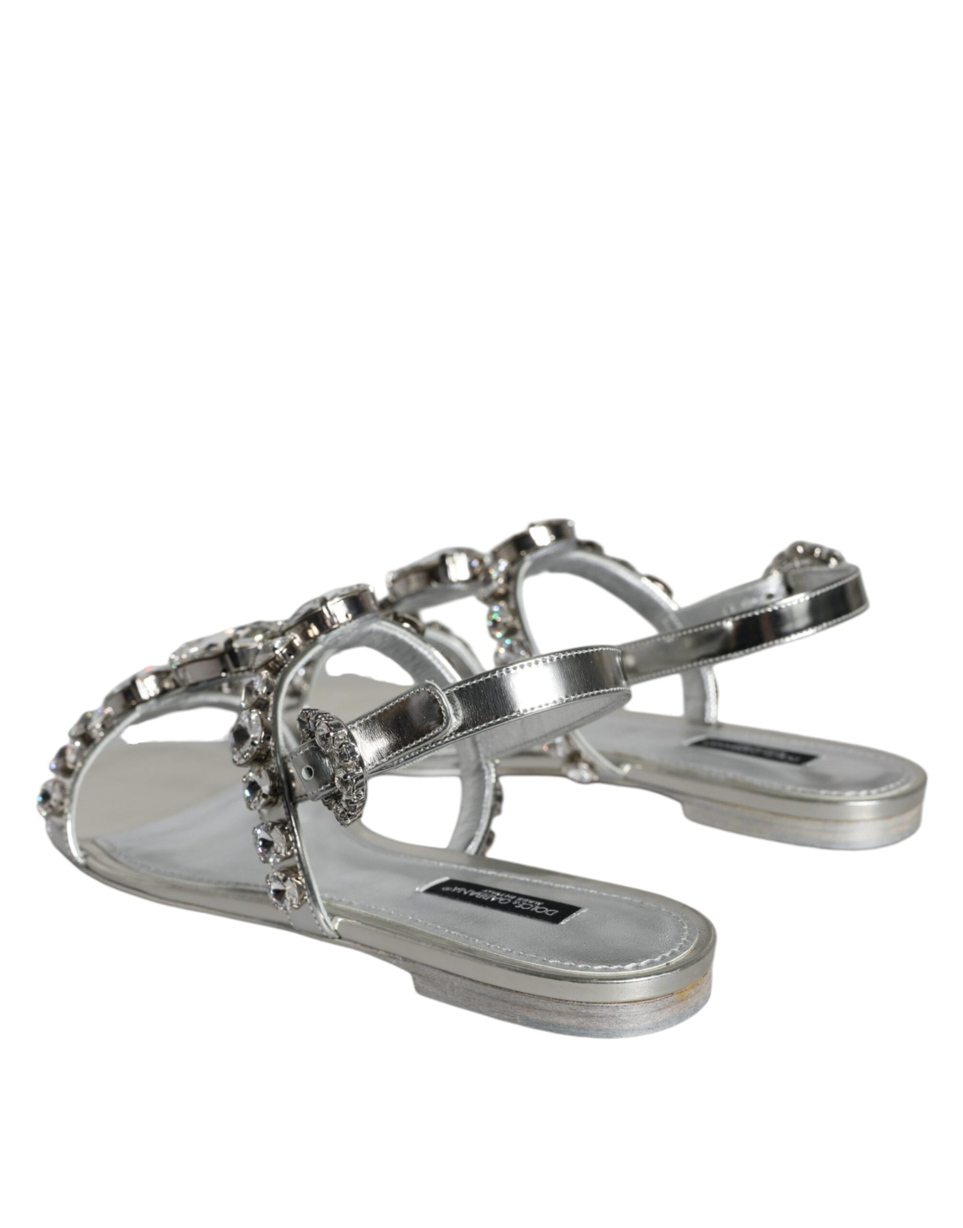 Sandalias planas con cristales plateados de Dolce &amp; Gabbana, chanclas y zapatos