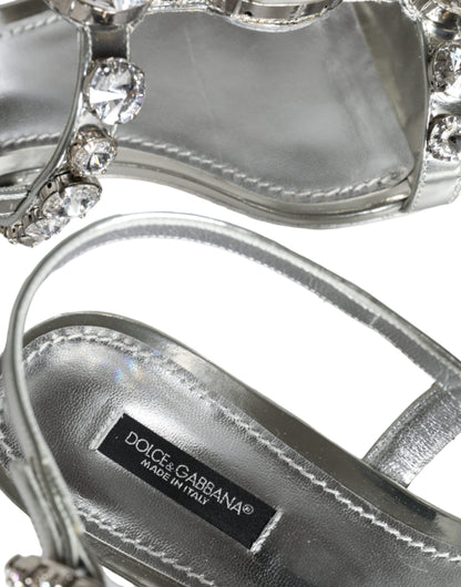 Sandalias planas con cristales plateados de Dolce &amp; Gabbana, chanclas y zapatos