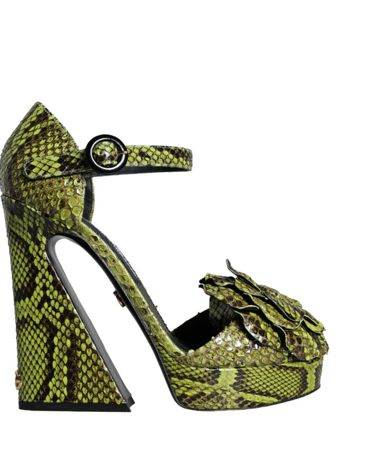 Sandalias con tiras en el tobillo y tacón de aguja de piel exótica verde de Dolce & Gabbana