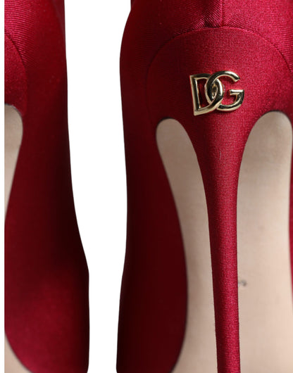 Zapatos tipo botín con tacón de aguja elástico en rojo cereza de Dolce &amp; Gabbana