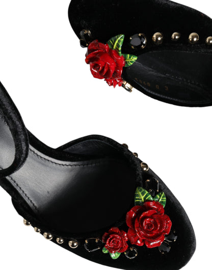 Zapatos de salón con tiras en el tobillo y rosas de terciopelo negro de Dolce &amp; Gabbana