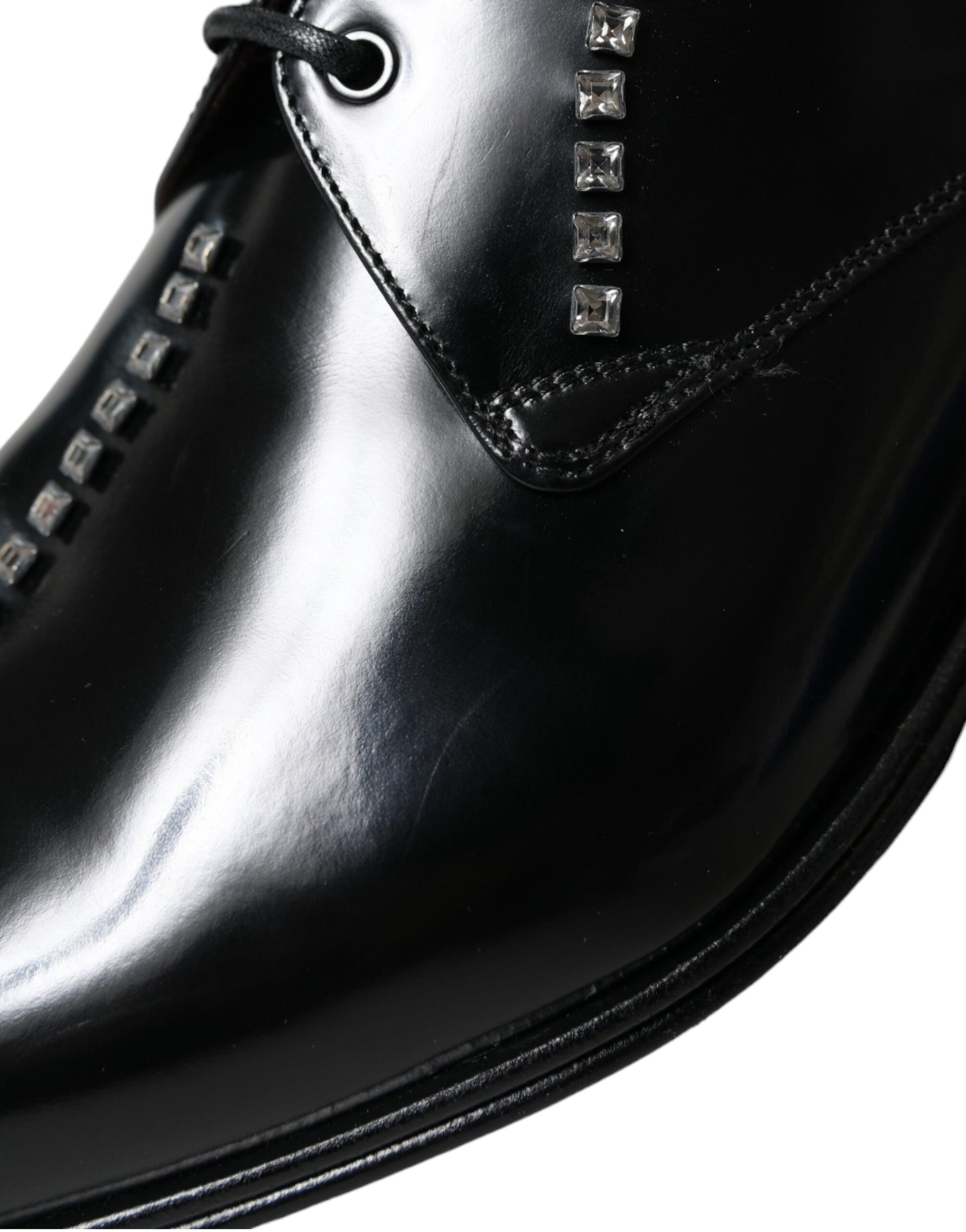 Zapatos formales de vestir con cristales y cuero negro de Dolce &amp; Gabbana