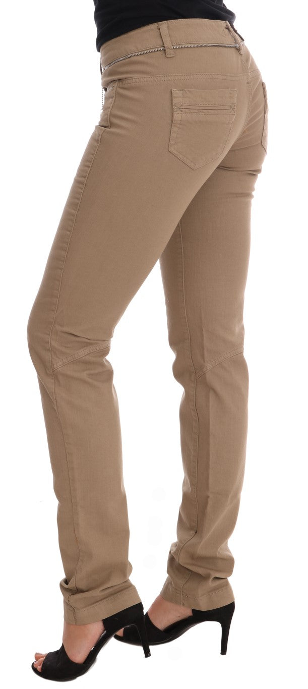 Traje nacional beige super ajustado denim deleite