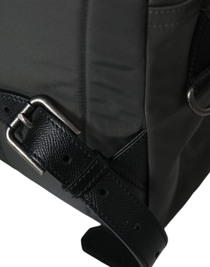 Mochila para hombre con parche #DGFamily de nailon gris oscuro