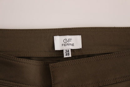 Pantalones rectos cómodos y elegantes de color verde de GF Ferre