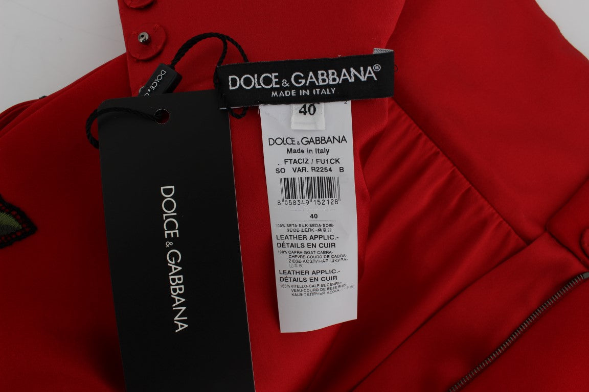 Elegantes pantalones cortos de seda con cintura alta y bordados de Dolce &amp; Gabbana